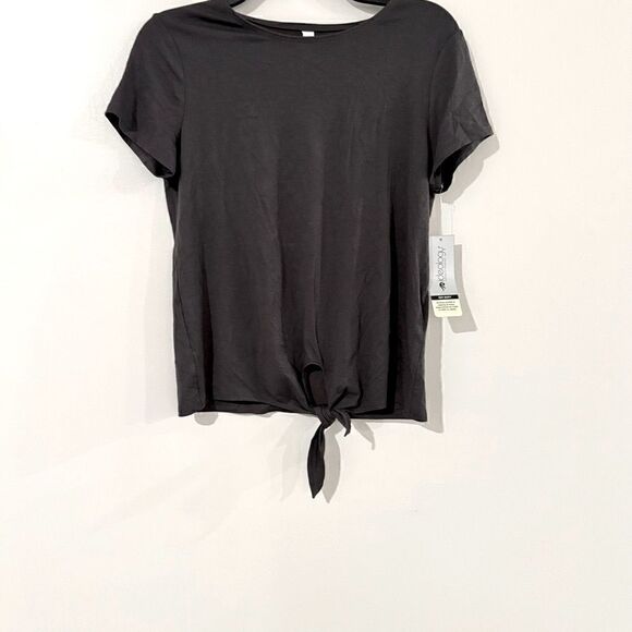 ID Ideology Women S Knot-Front T-Shirt, top
Charcoal X-Small - Picture 6 of 10